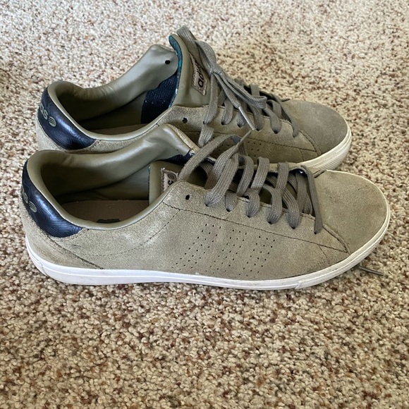 Suede Adidas Shoes - Picture 1 of 5